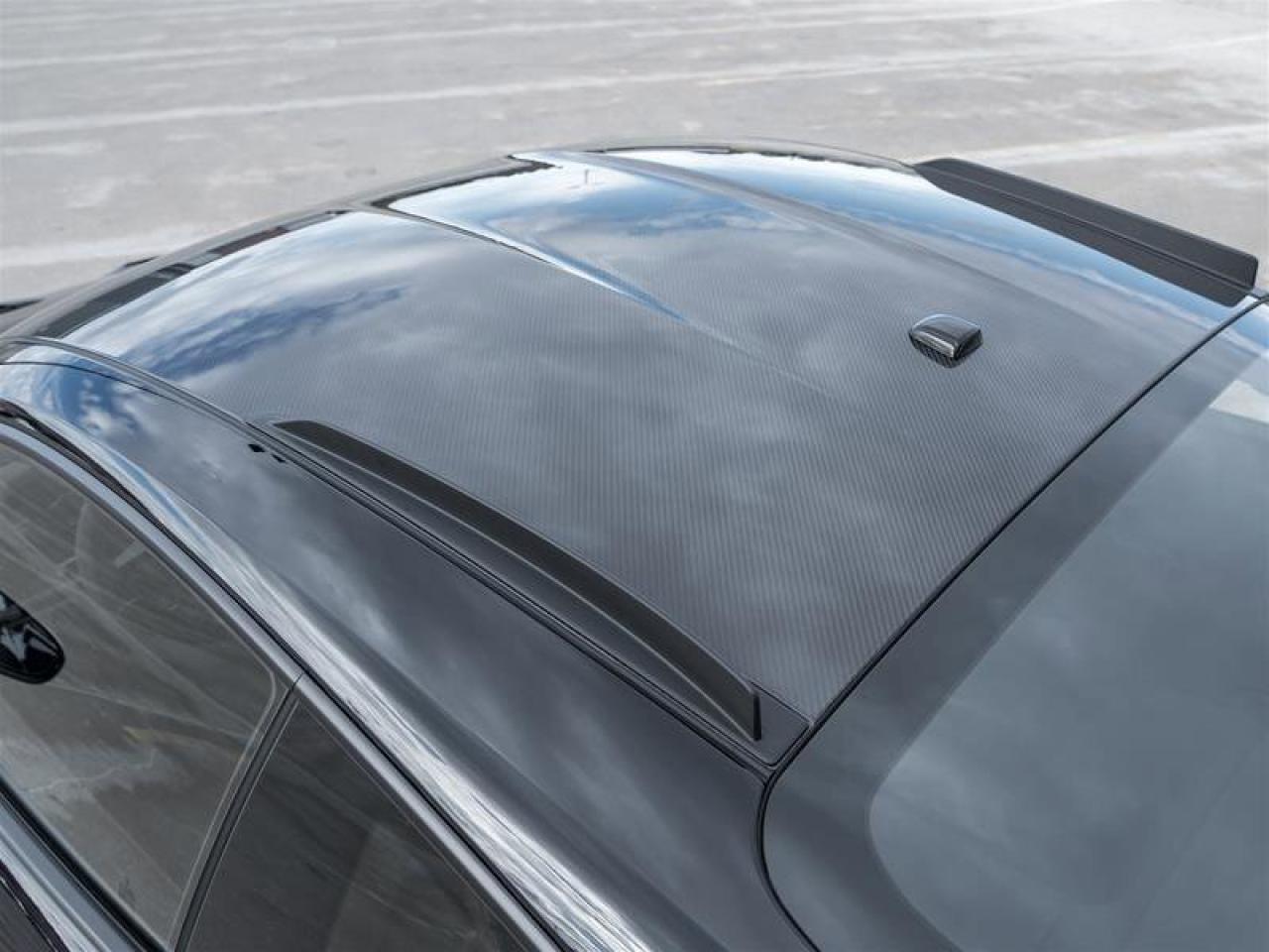 2025 Porsche 911 GT3 RS PCCB w/Calipers in High Gloss Black Front A Photo