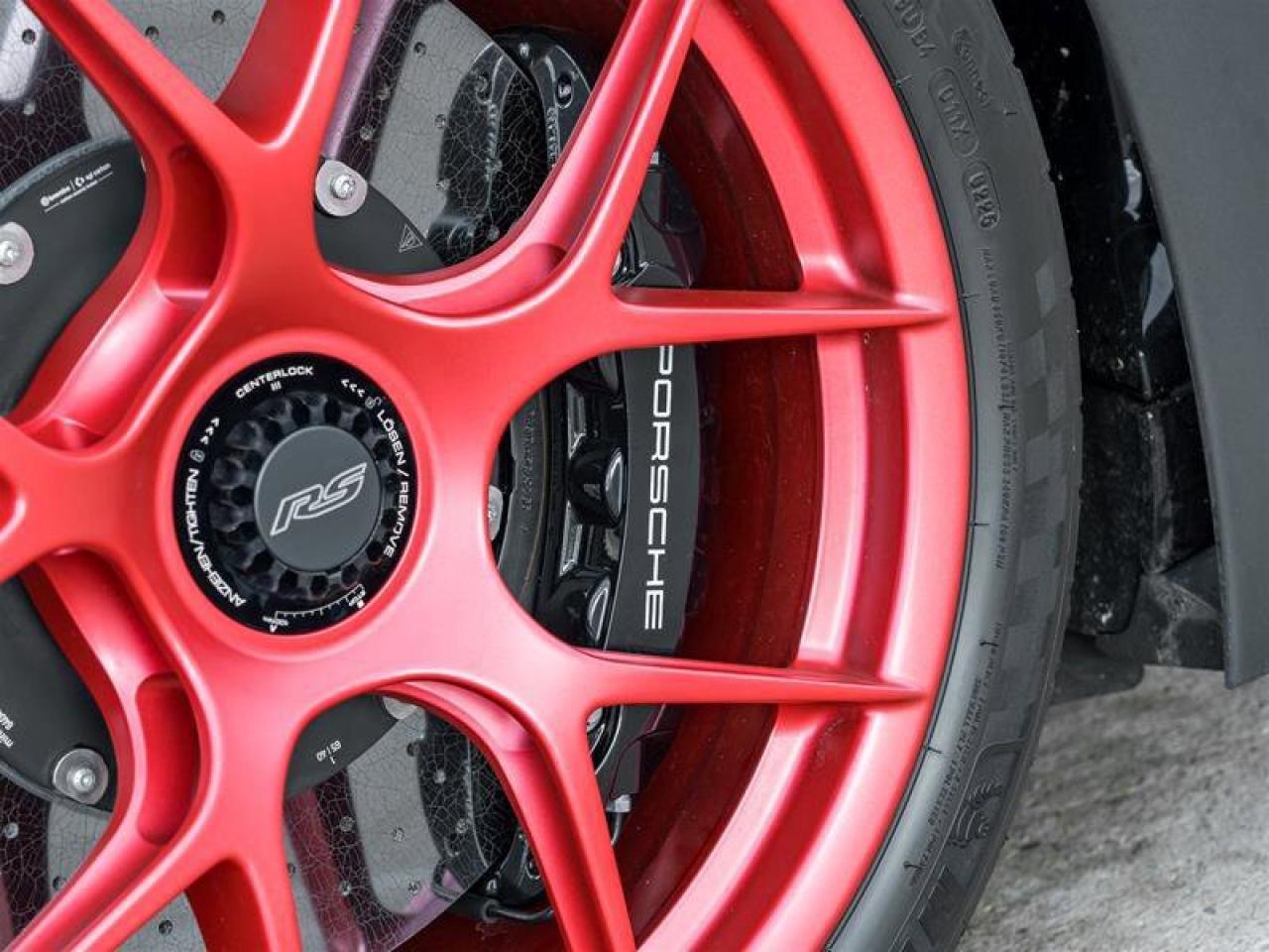 2025 Porsche 911 GT3 RS PCCB w/Calipers in High Gloss Black Front A Photo