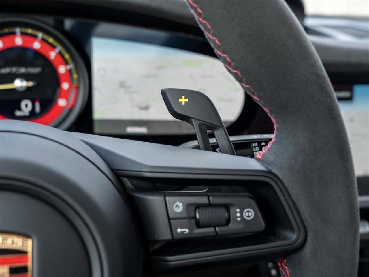 2025 Porsche 911 GT3 RS PCCB w/Calipers in High Gloss Black Front A Photo