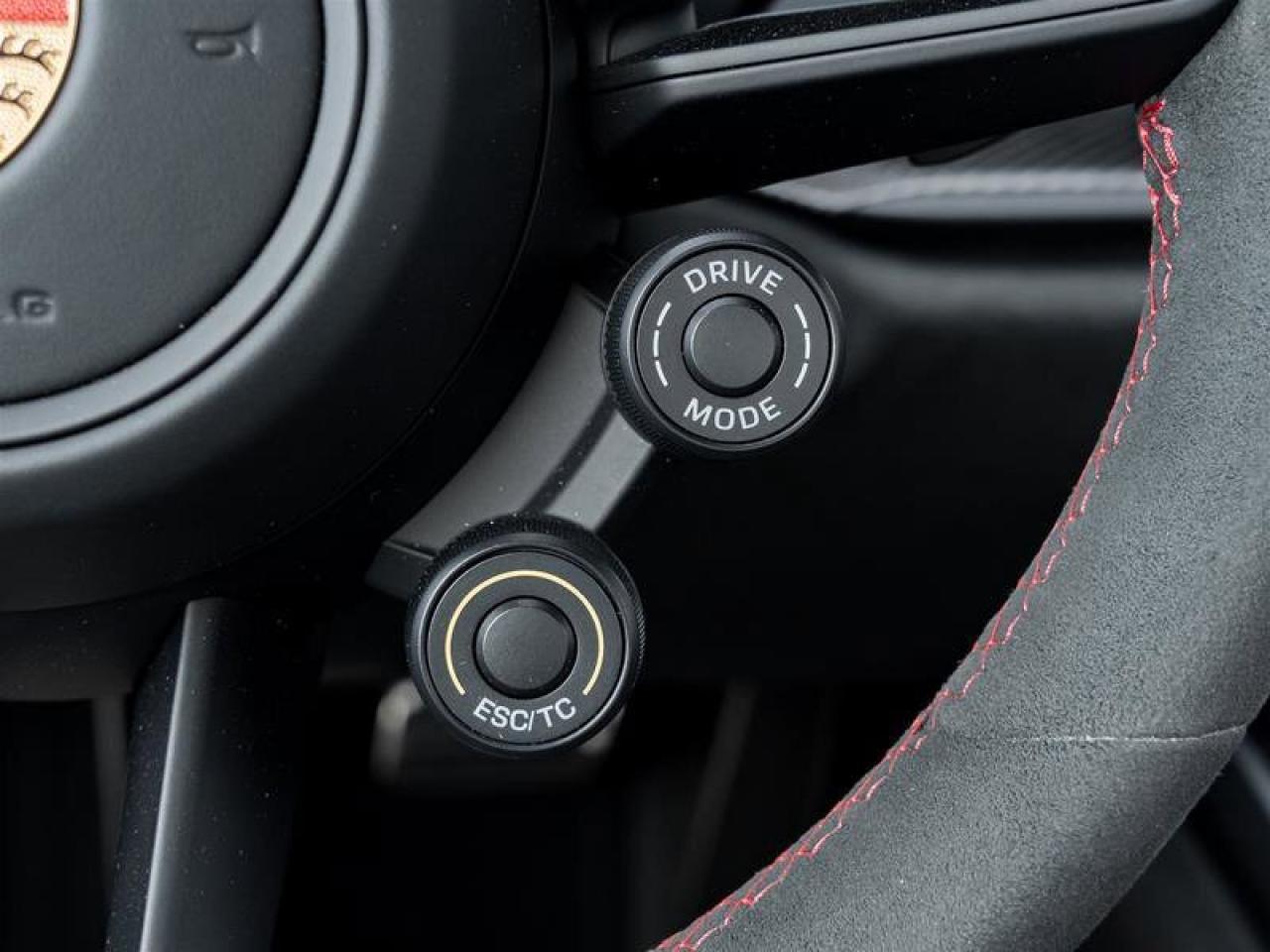 2025 Porsche 911 GT3 RS PCCB w/Calipers in High Gloss Black Front A Photo