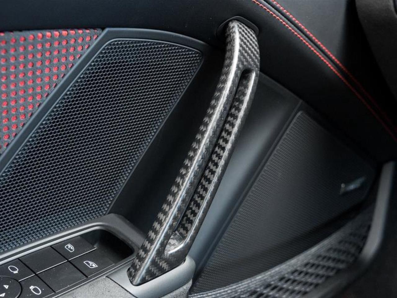 2025 Porsche 911 GT3 RS PCCB w/Calipers in High Gloss Black Front A Photo