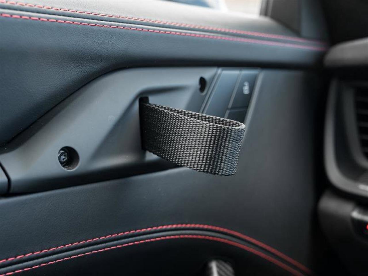 2025 Porsche 911 GT3 RS PCCB w/Calipers in High Gloss Black Front A Photo