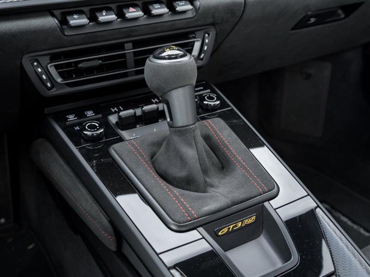 2025 Porsche 911 GT3 RS PCCB w/Calipers in High Gloss Black Front A Photo