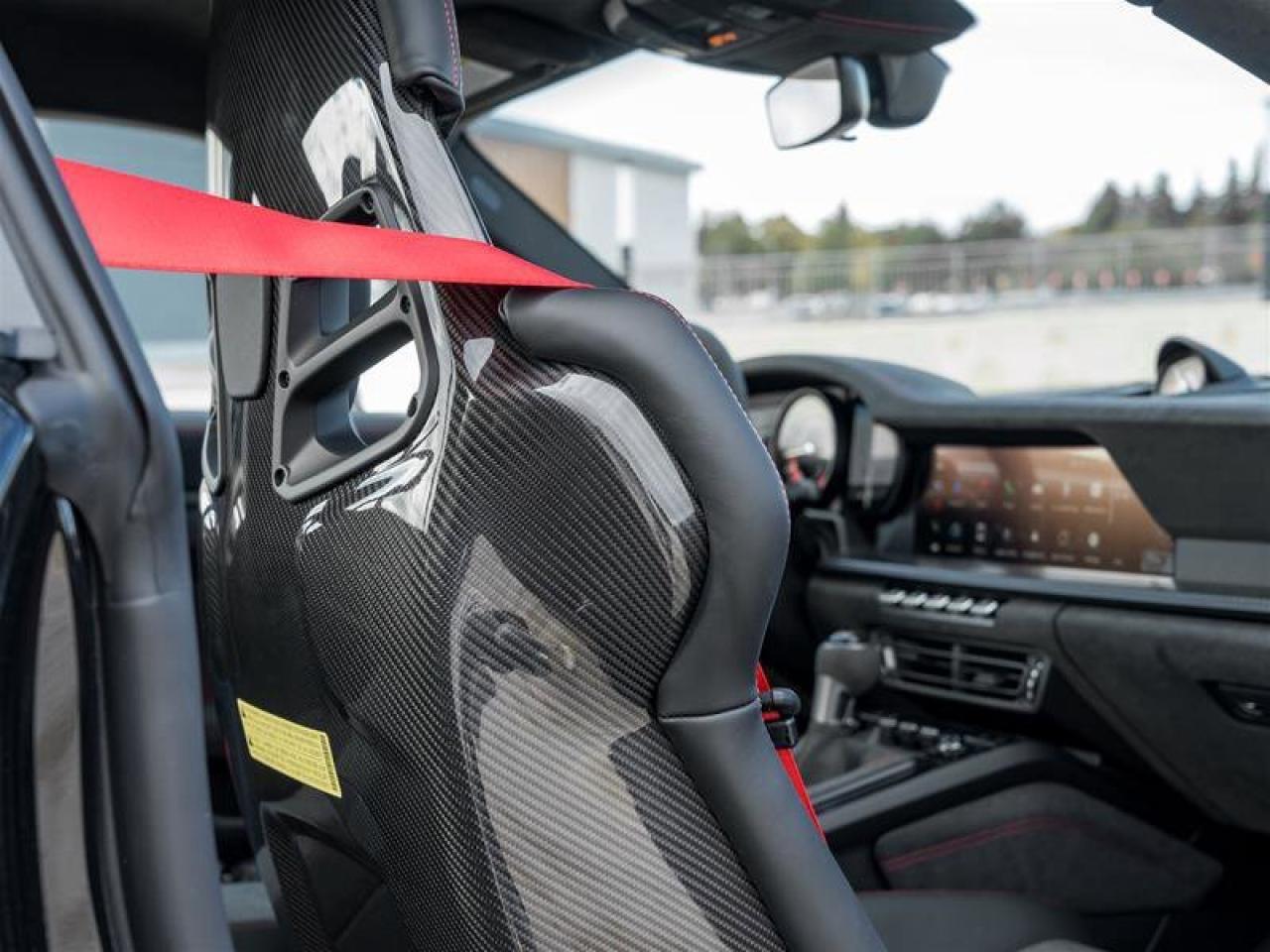 2025 Porsche 911 GT3 RS PCCB w/Calipers in High Gloss Black Front A Photo