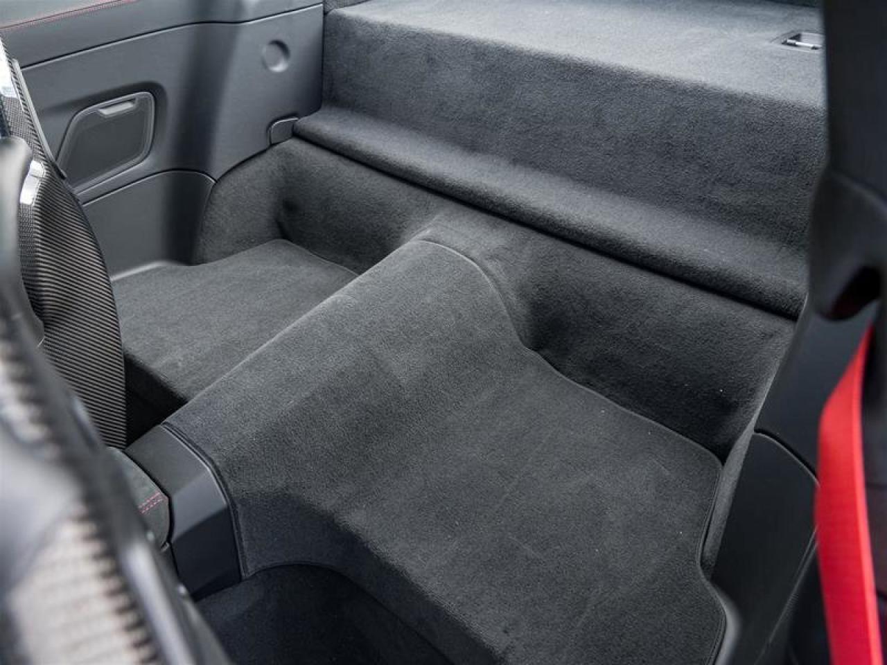 2025 Porsche 911 GT3 RS PCCB w/Calipers in High Gloss Black Front A Photo