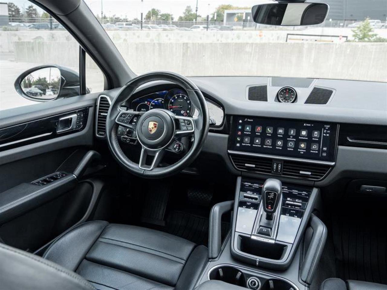 2022 Porsche Cayenne AWD Premium Plus Pkg 21 RS Spyder Design Wheels in Photo