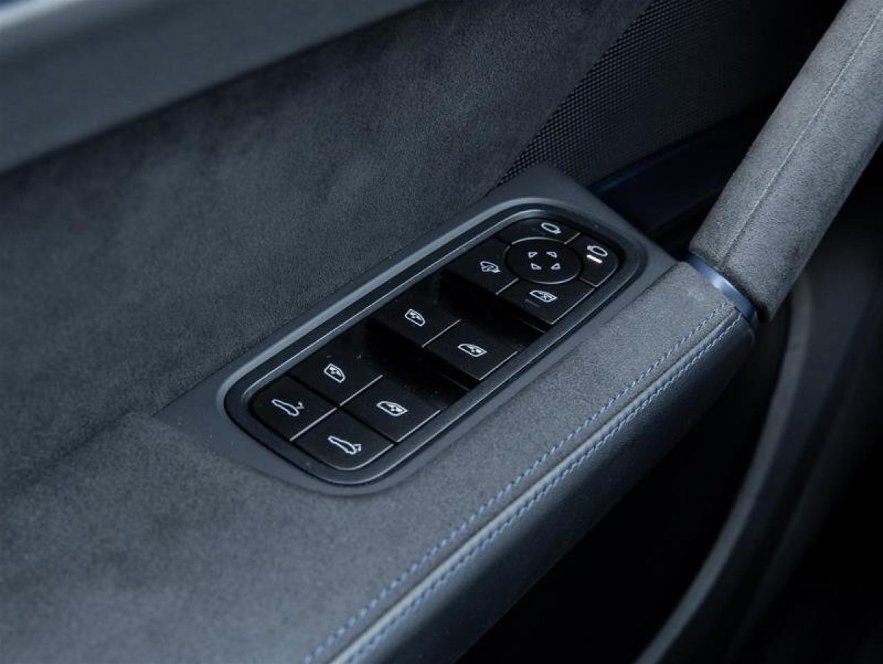 2024 Porsche Cayenne Turbo GT Coupe AWD CPO Front Axle Lift System  LED Photo