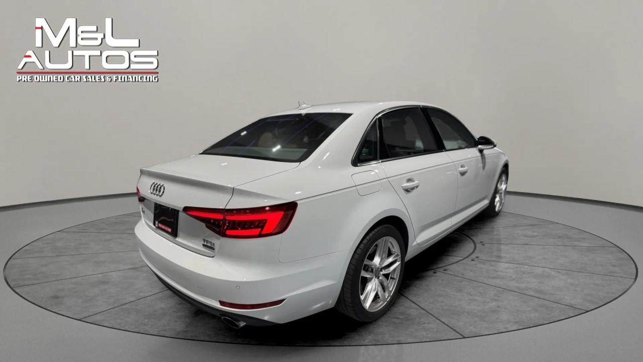 2017 Audi A4 4dr Sdn Auto Progressiv quattro Photo4