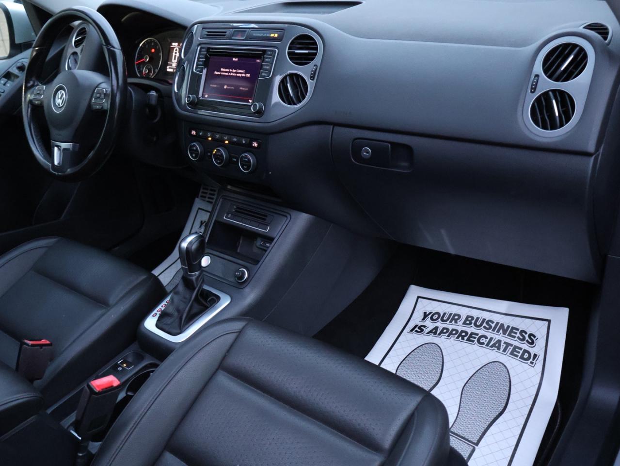 2017 Volkswagen Tiguan 2.0TSI WOLFSBURG AWD CERTIFIED P.ROOF CAMERA BLUETOOTH LEATHER HEATED SEATS CRUISE ALLOYS - Photo #11