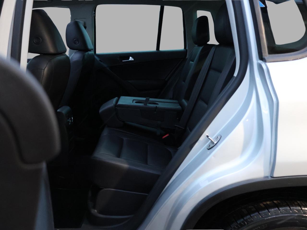 2017 Volkswagen Tiguan 2.0TSI WOLFSBURG AWD CERTIFIED P.ROOF CAMERA BLUETOOTH LEATHER HEATED SEATS CRUISE ALLOYS - Photo #14