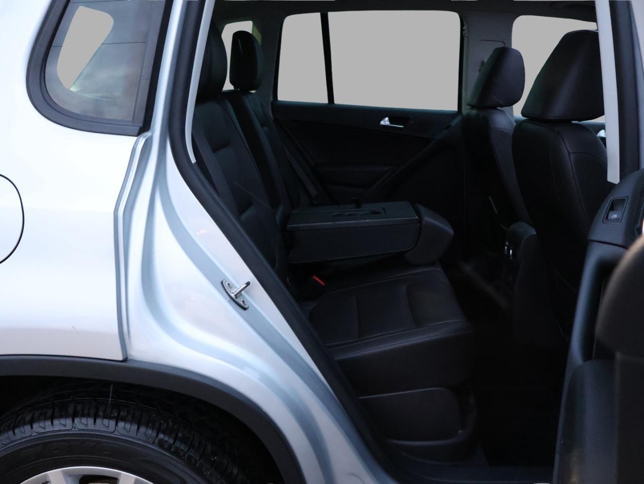 2017 Volkswagen Tiguan 2.0TSI WOLFSBURG AWD CERTIFIED P.ROOF CAMERA BLUETOOTH LEATHER HEATED SEATS CRUISE ALLOYS - Photo #15