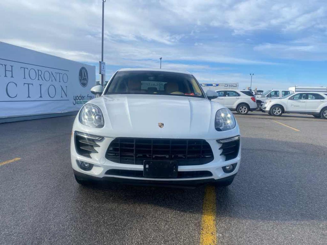 2015 PORSCH MACAN S  Photo