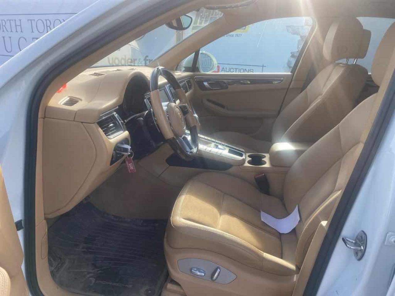 2015 PORSCH MACAN S  - Photo #8