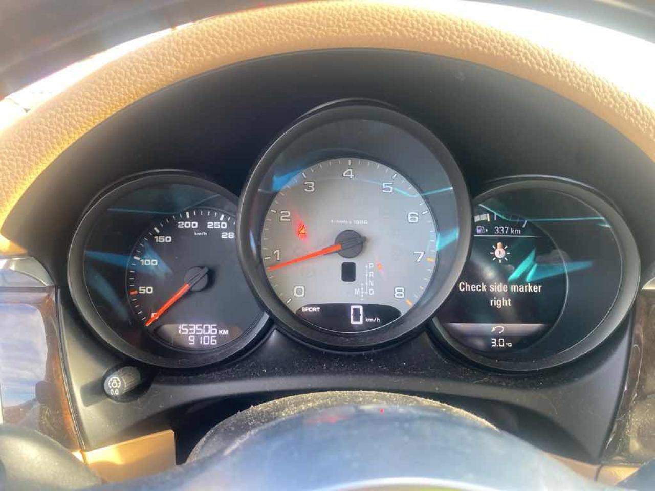 2015 PORSCH MACAN S  - Photo #9