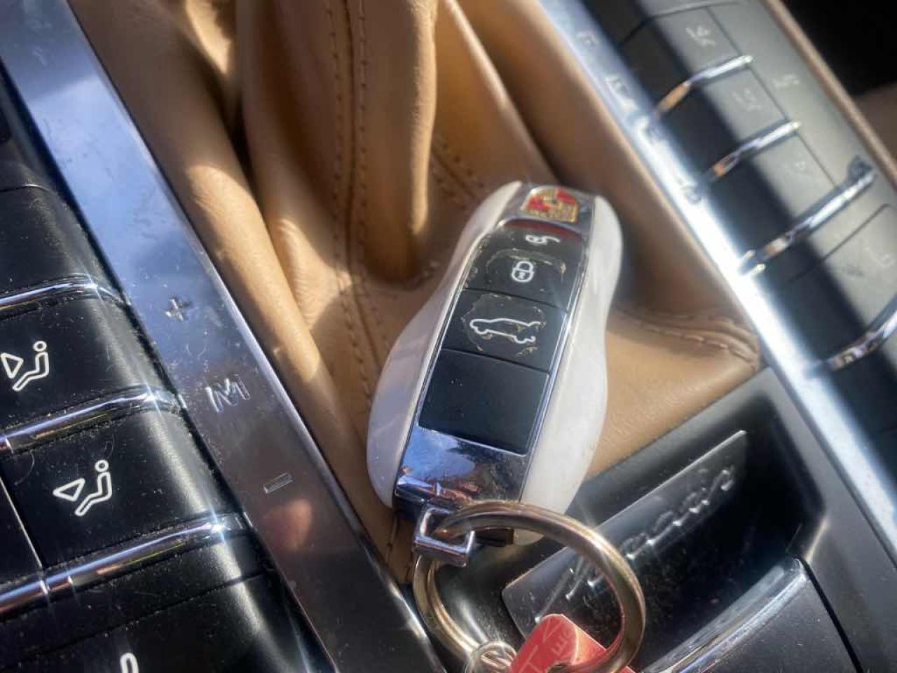 2015 PORSCH MACAN S  - Photo #11