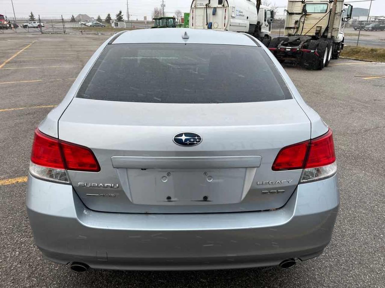 2014 Subaru LEGACY 3.6R LIMITE  Photo