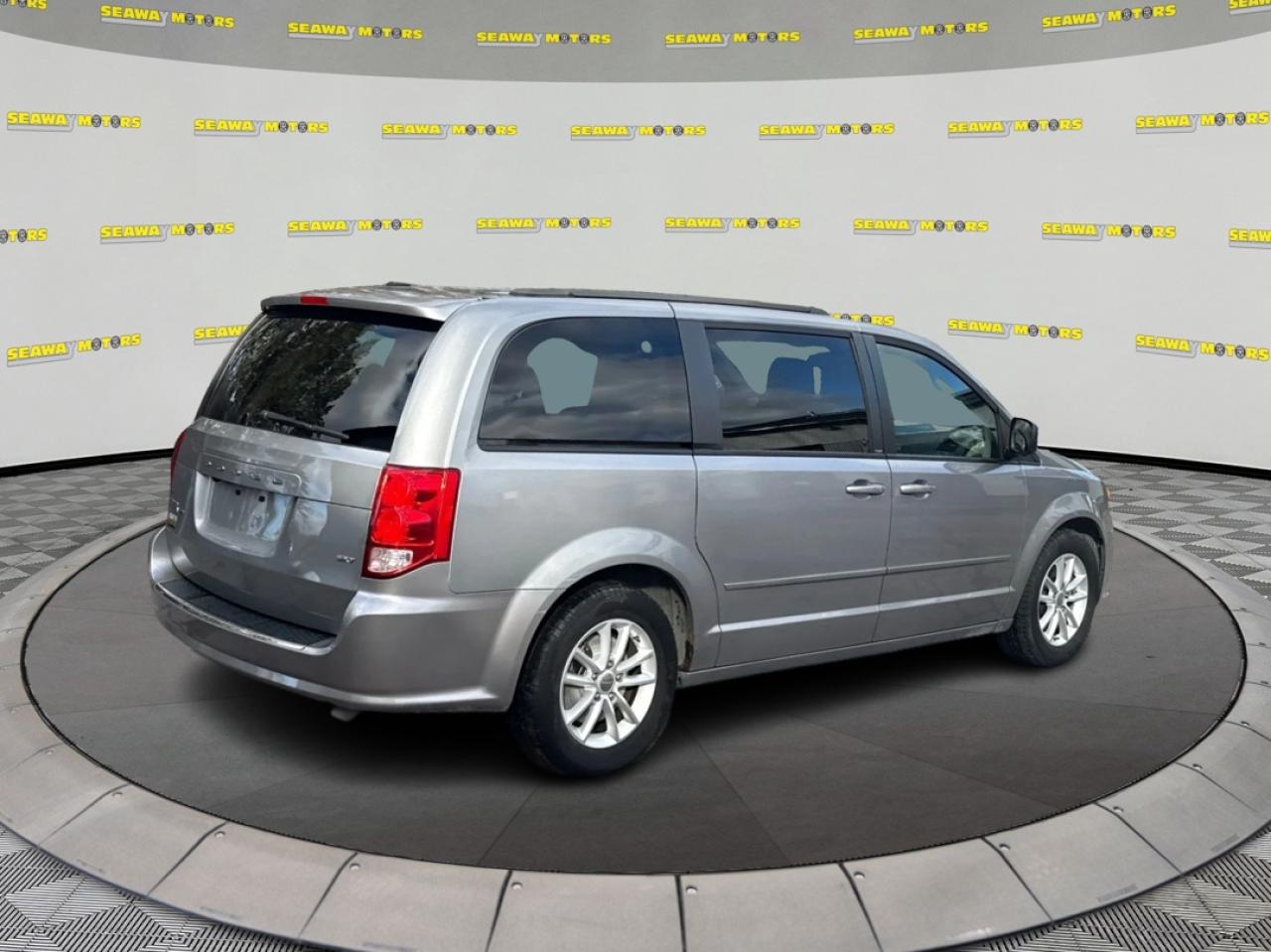 2014 Dodge Grand Caravan SE - Photo #3