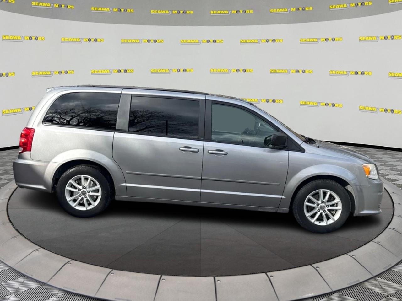 2014 Dodge Grand Caravan SE - Photo #2