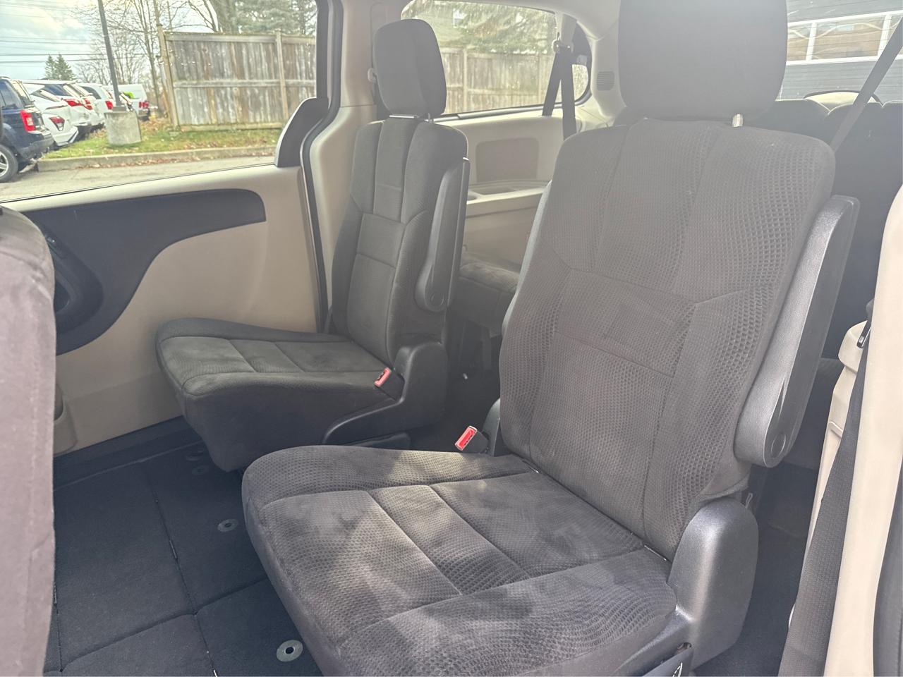 2014 Dodge Grand Caravan SE - Photo #10