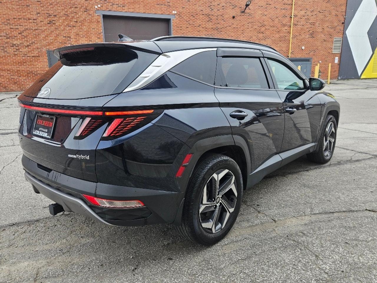 2022 Hyundai Tucson HYBRID LUXURY-LEATHER-SUNROOF-LOADED Photo4