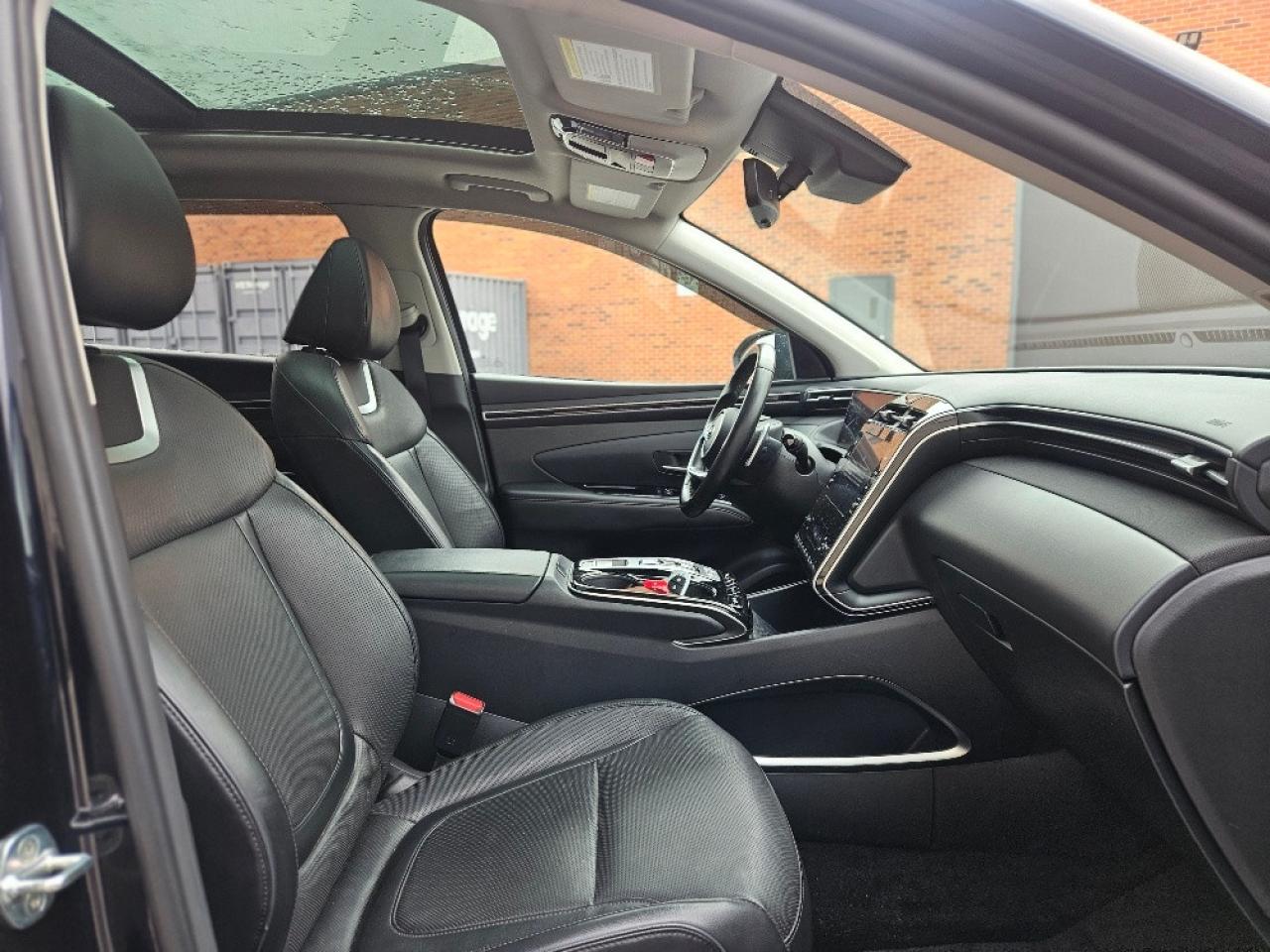 2022 Hyundai Tucson HYBRID LUXURY-LEATHER-SUNROOF-LOADED Photo