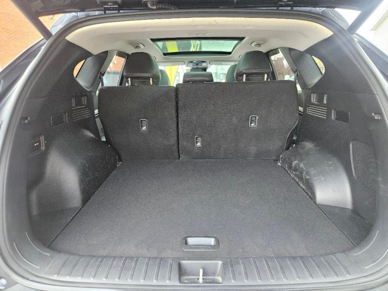 2022 Hyundai Tucson HYBRID LUXURY-LEATHER-SUNROOF-LOADED Photo