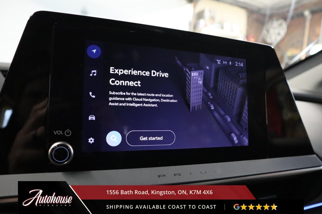 2023 Toyota Prius XLE ONLY 56,600 KM Photo