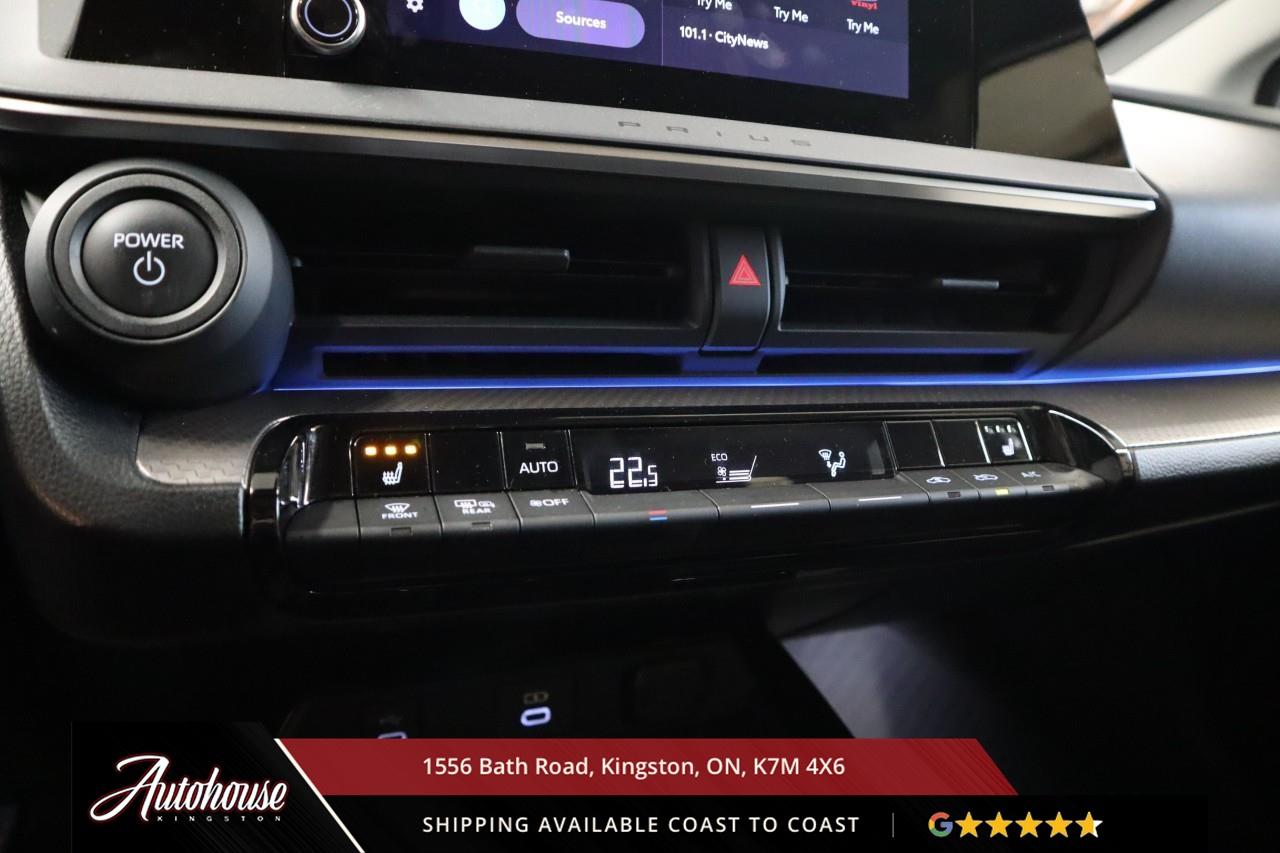2023 Toyota Prius XLE ONLY 56,600 KM Photo