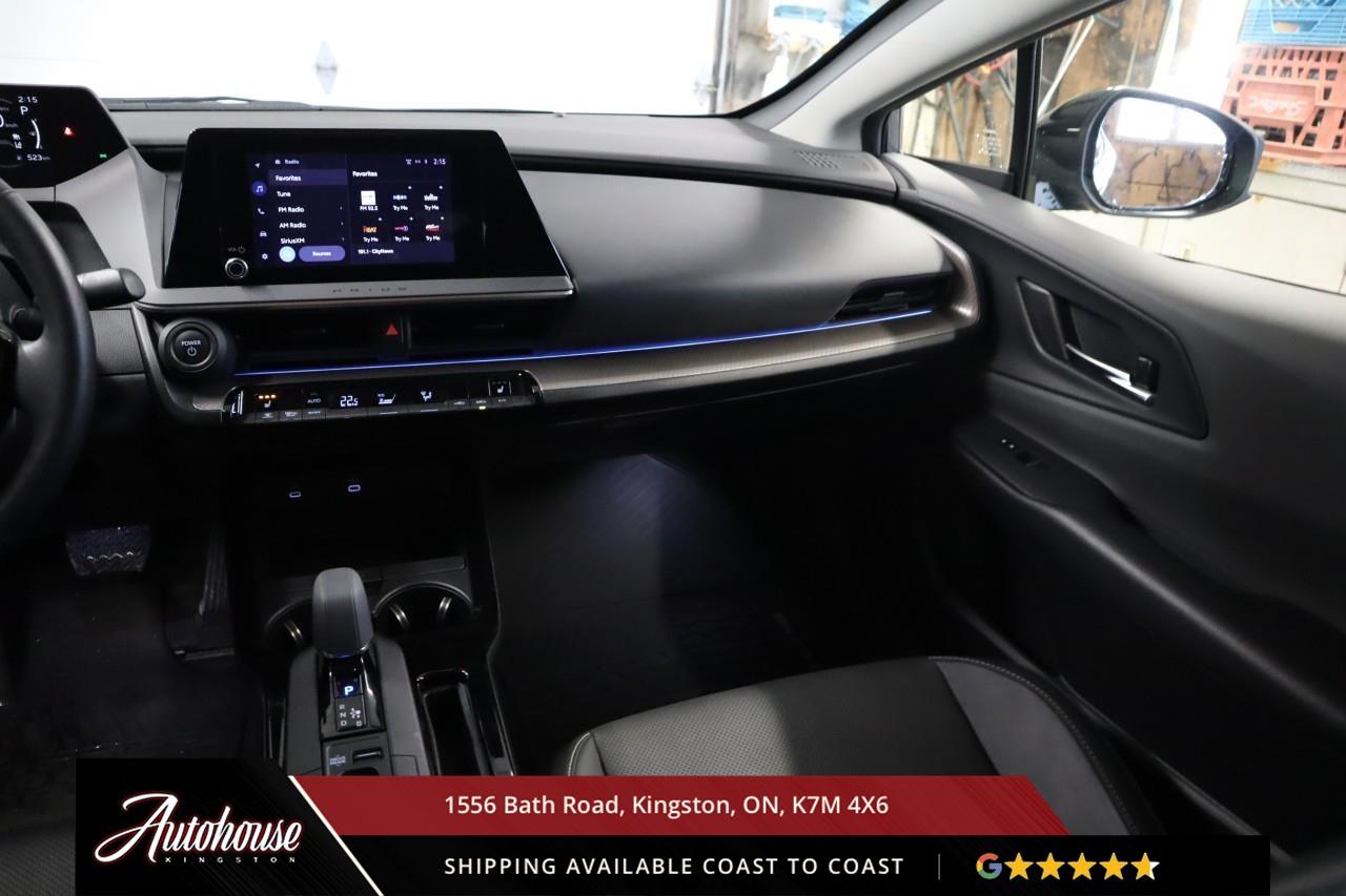 2023 Toyota Prius XLE ONLY 56,600 KM Photo