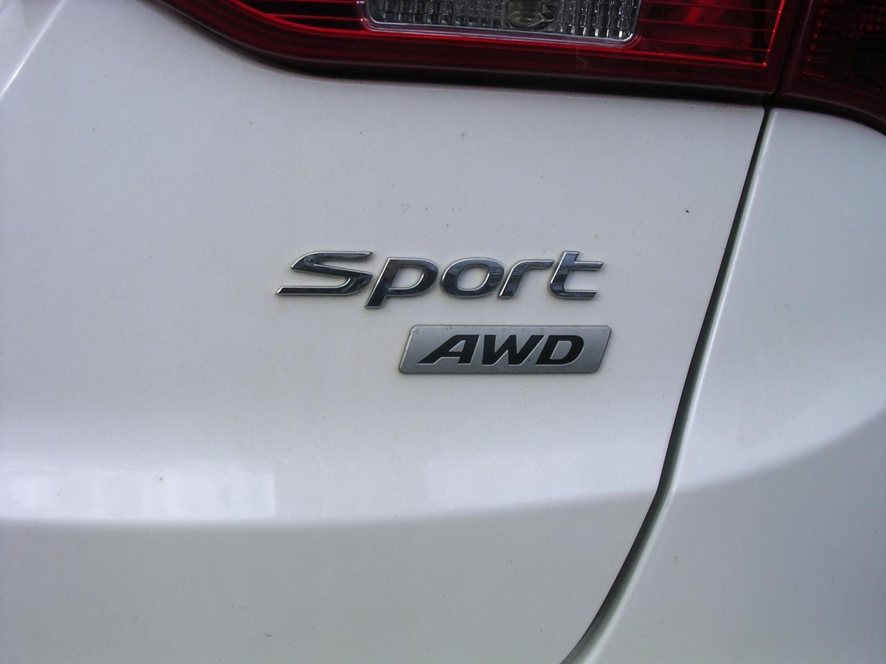 2015 Hyundai Santa Fe Sport AWD 4dr 2.4L Premium - Photo #4