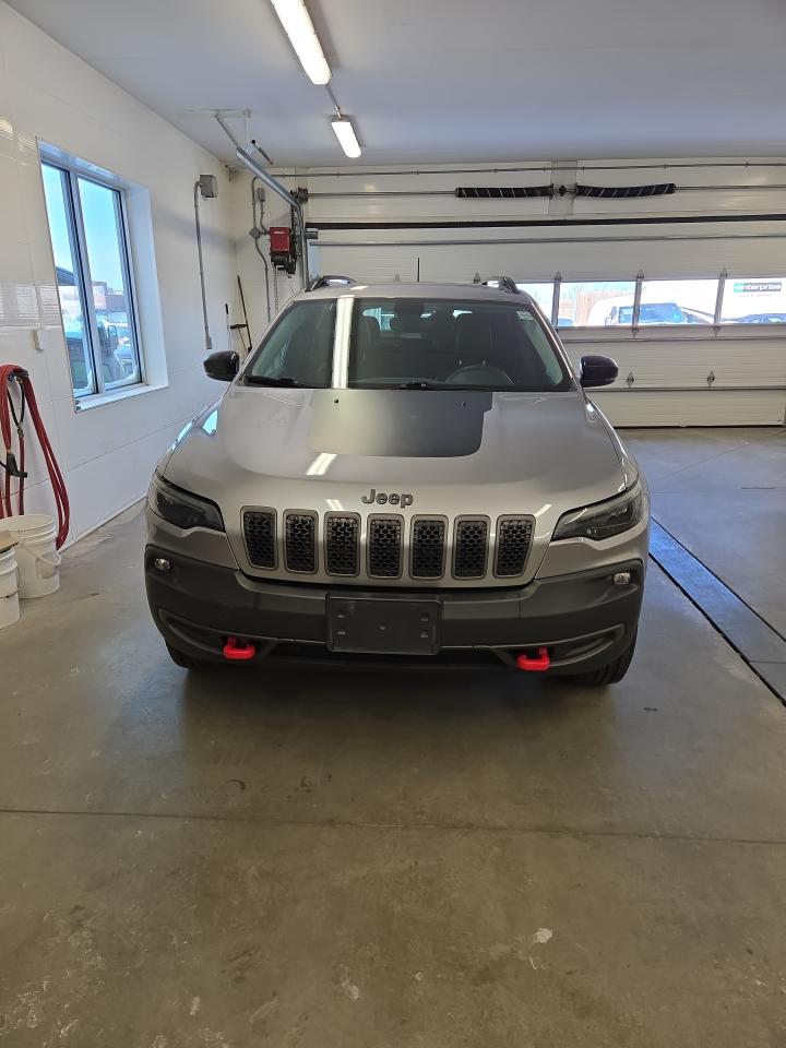 2022 Jeep Cherokee Trailhawk Photo