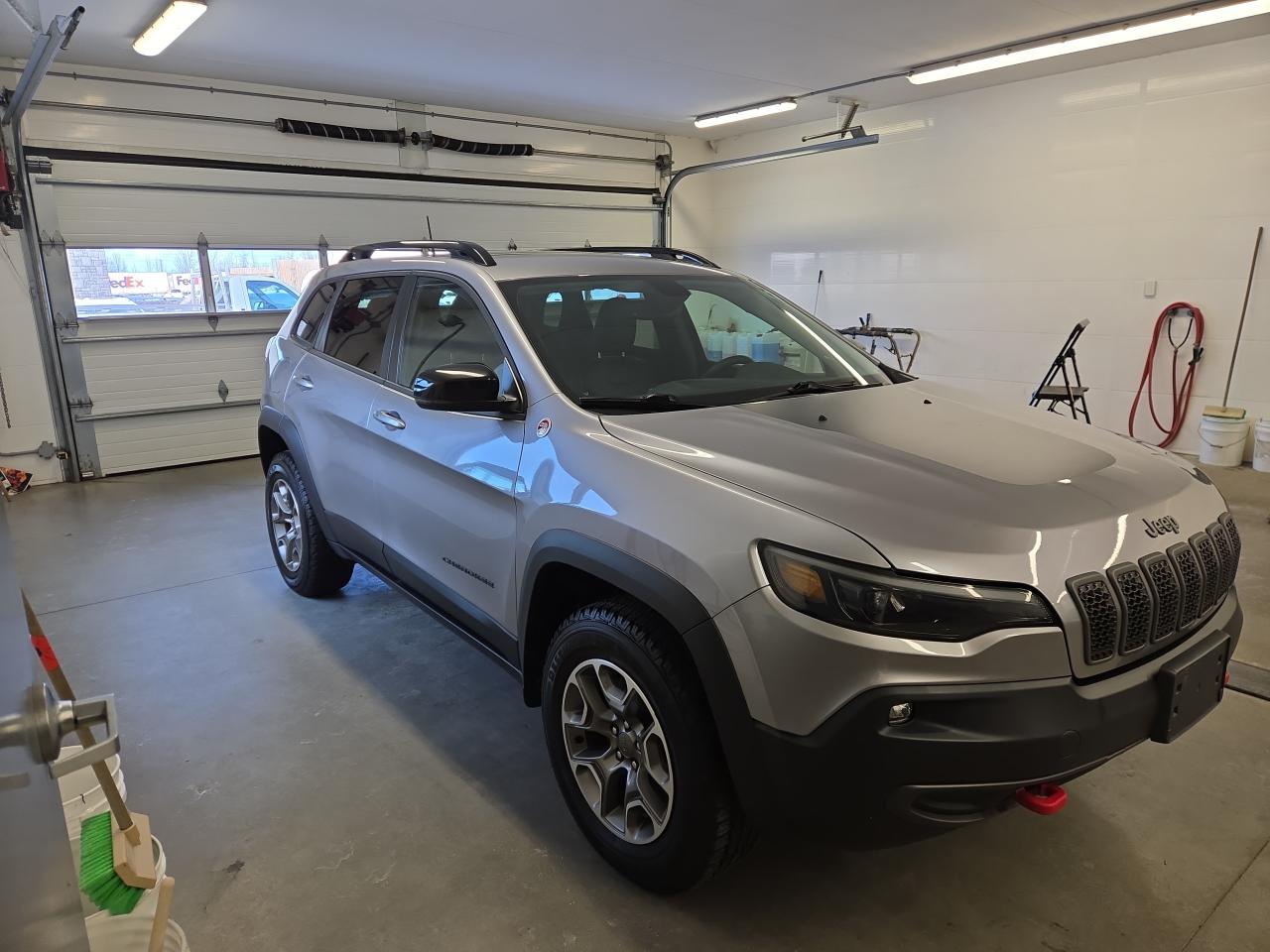 2022 Jeep Cherokee Trailhawk Photo