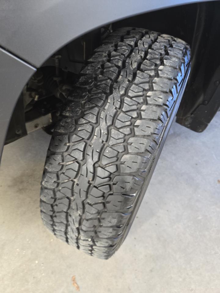 2022 Jeep Cherokee Trailhawk Photo