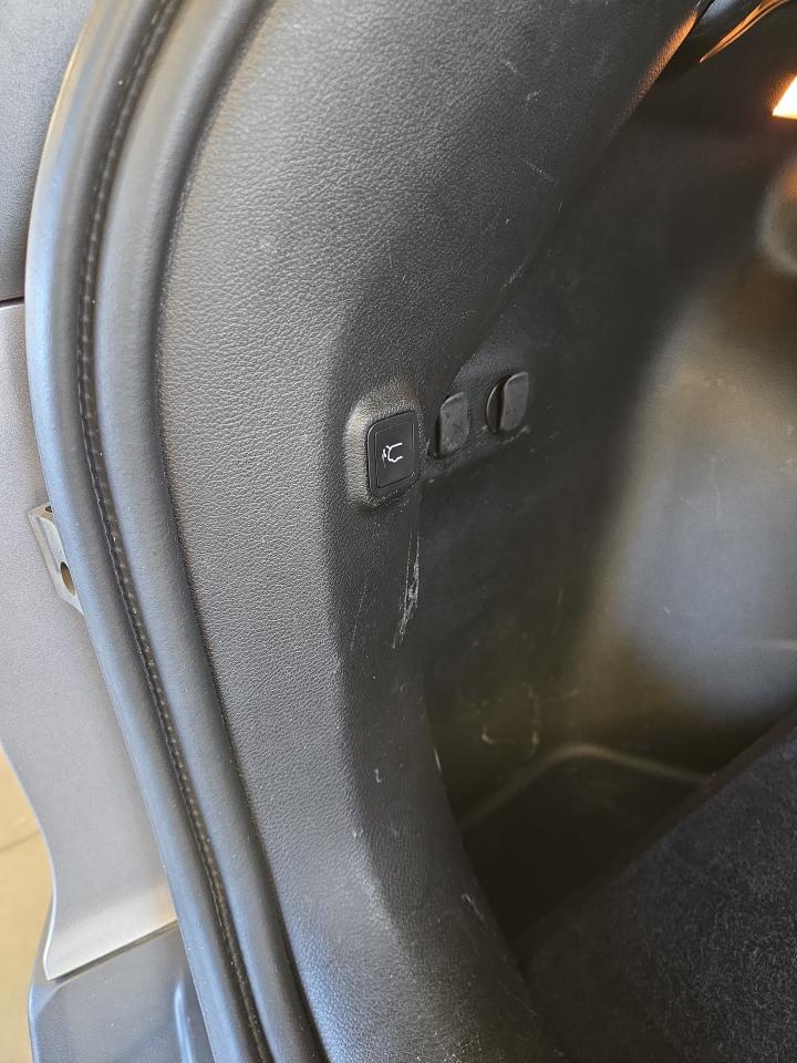 2022 Jeep Cherokee Trailhawk Photo