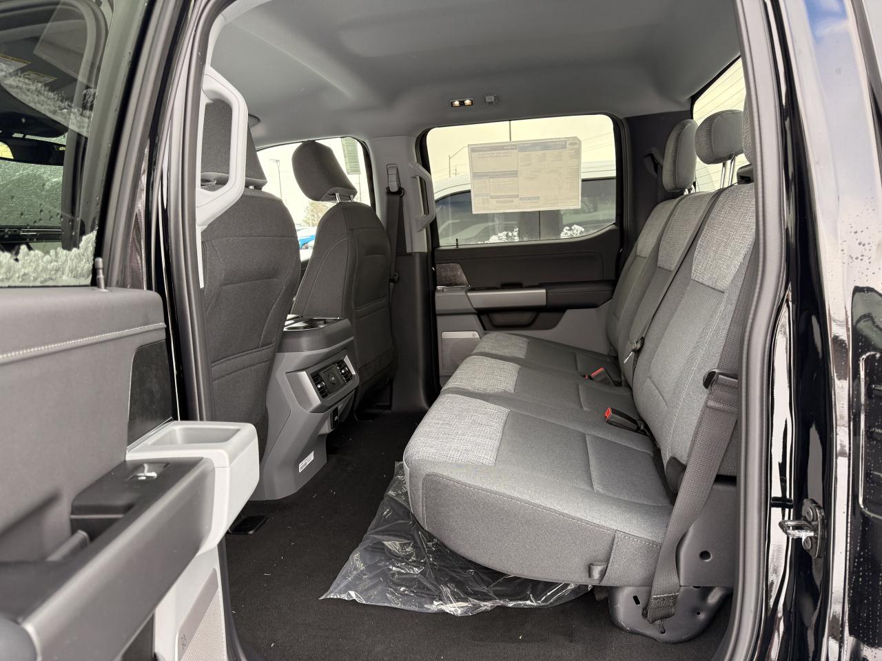 2026 Ford F-250 XLT Photo