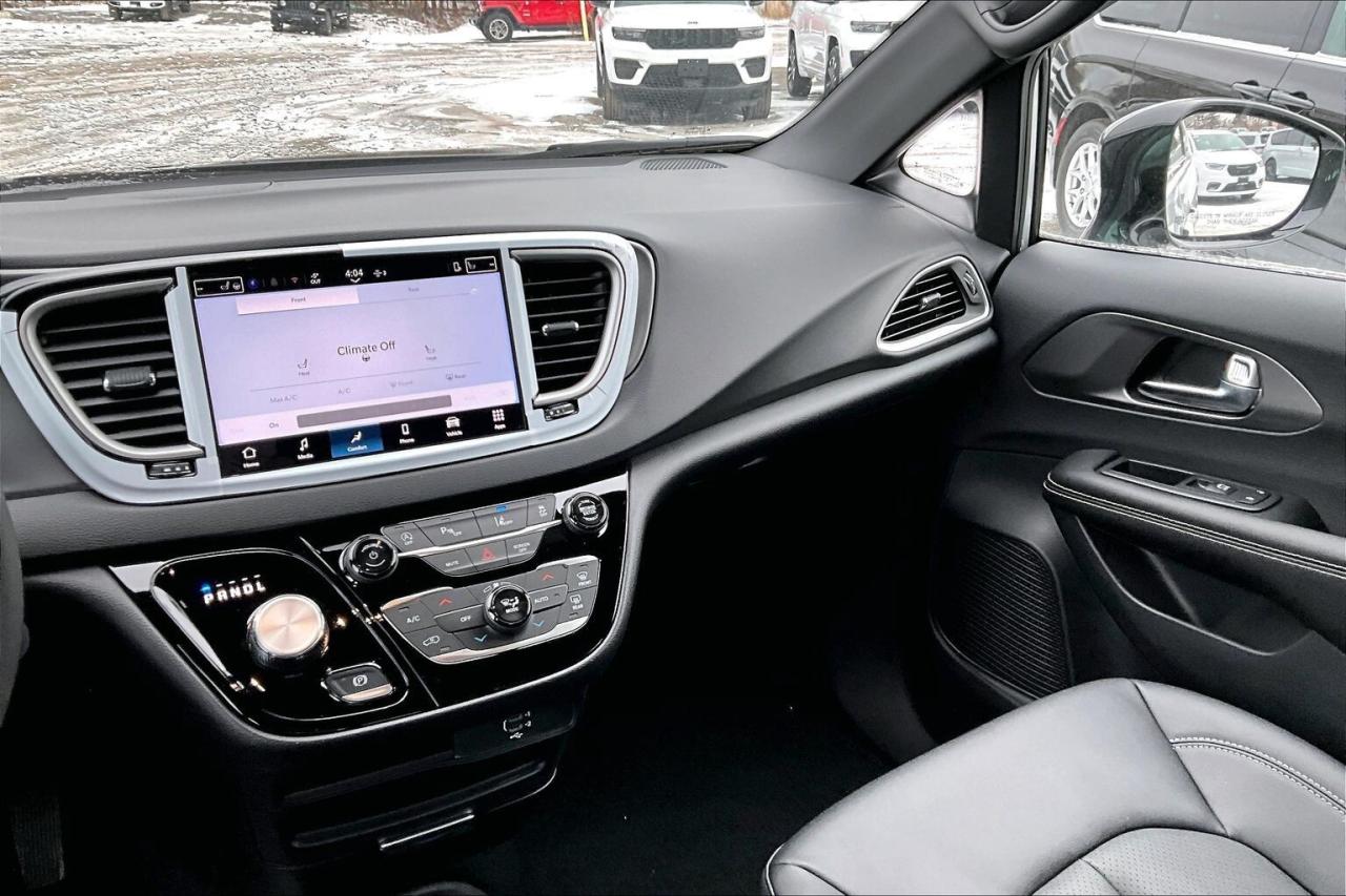 2026 Dodge Grand Caravan SXT | Power Doors & Lifgate | Leather | Stow N Go Photo