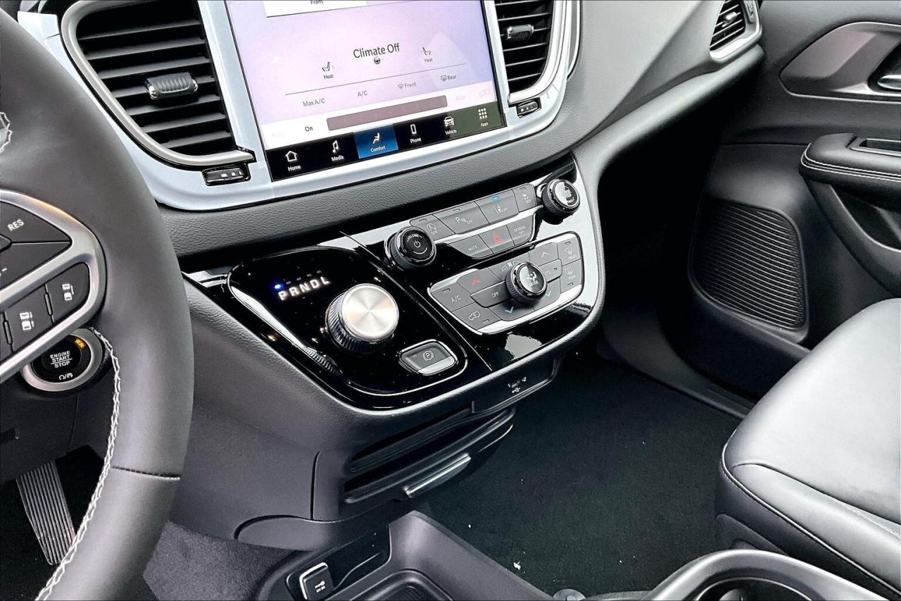 2026 Dodge Grand Caravan SXT | Power Doors & Lifgate | Leather | Stow N Go Photo