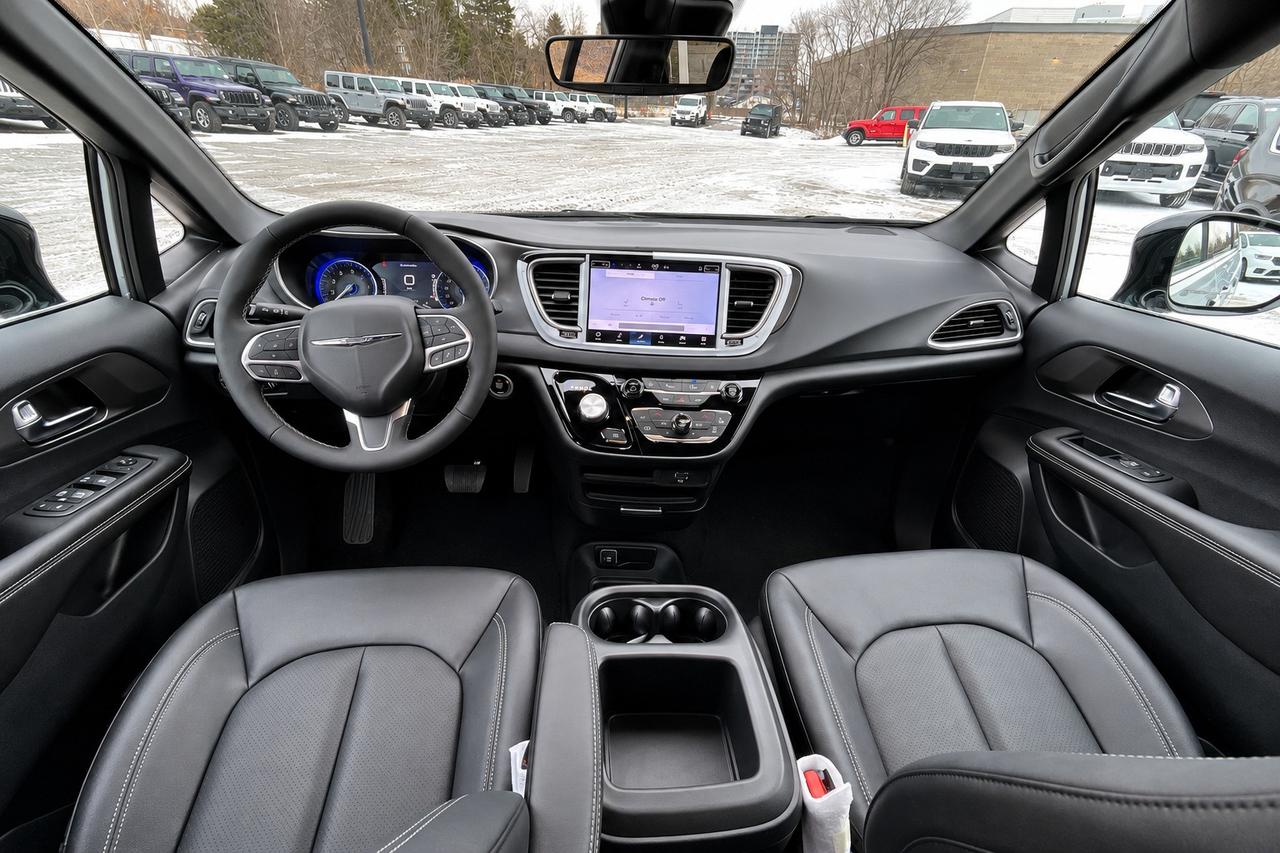 2026 Dodge Grand Caravan SXT | Power Doors & Lifgate | Leather | Stow N Go Photo