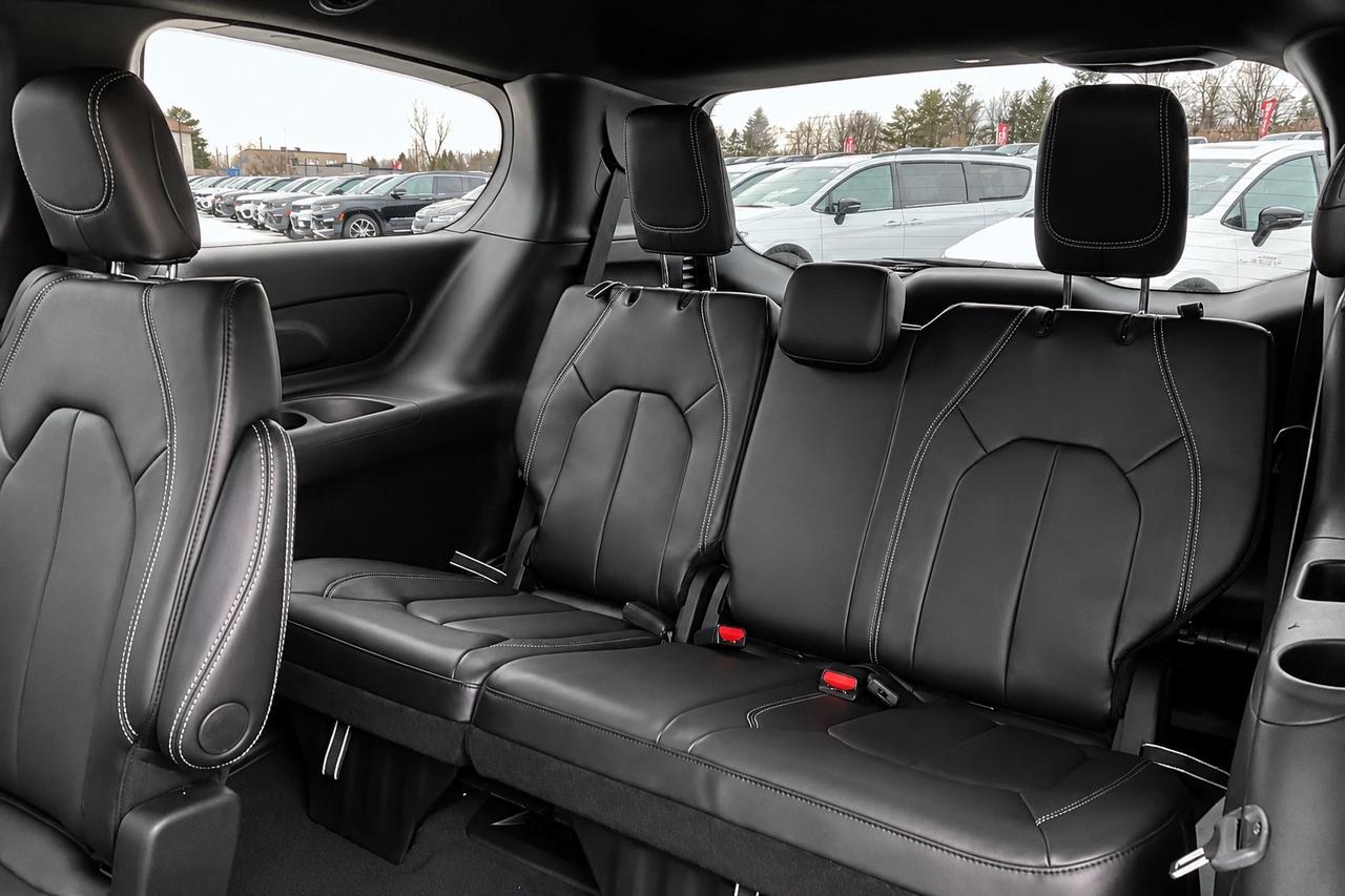 2026 Dodge Grand Caravan SXT | Power Doors & Lifgate | Leather | Stow N Go Photo