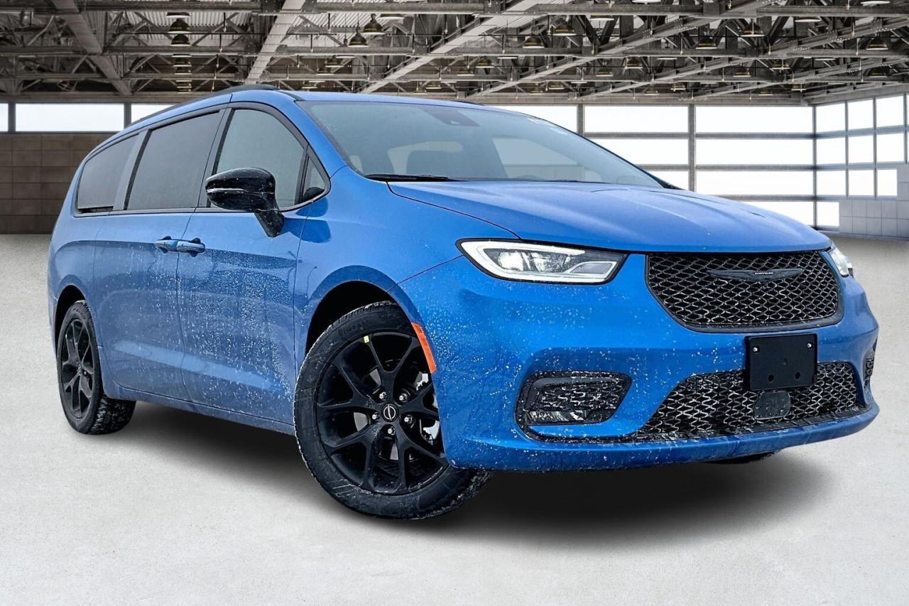 2026 Chrysler Pacifica Select S Appearance | Heated Leatherette | FWD Photo