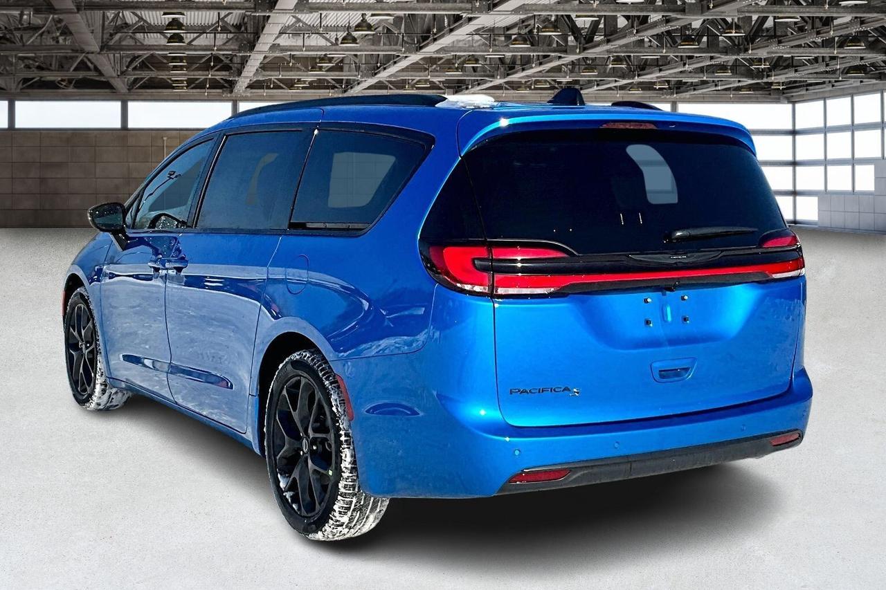 2026 Chrysler Pacifica Select S Appearance | Heated Leatherette | FWD Photo2