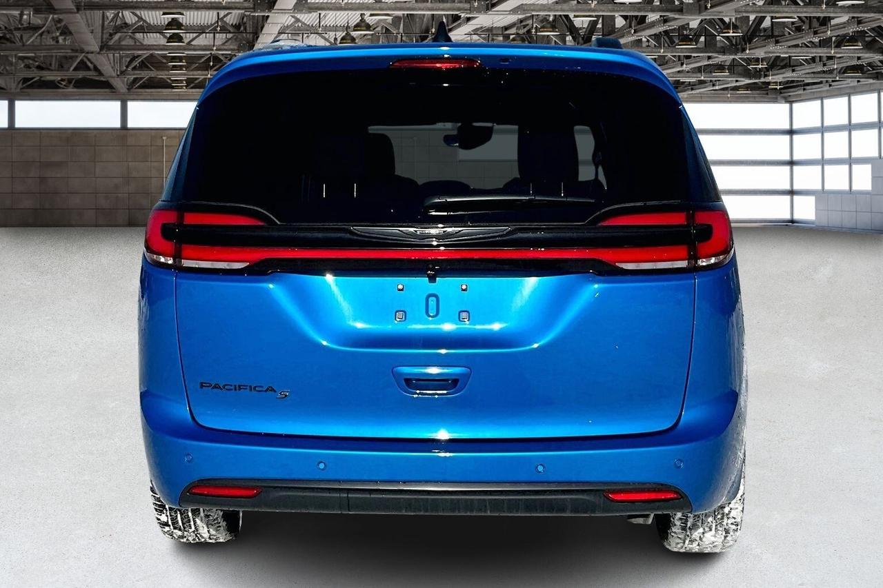 2026 Chrysler Pacifica Select S Appearance | Heated Leatherette | FWD Photo