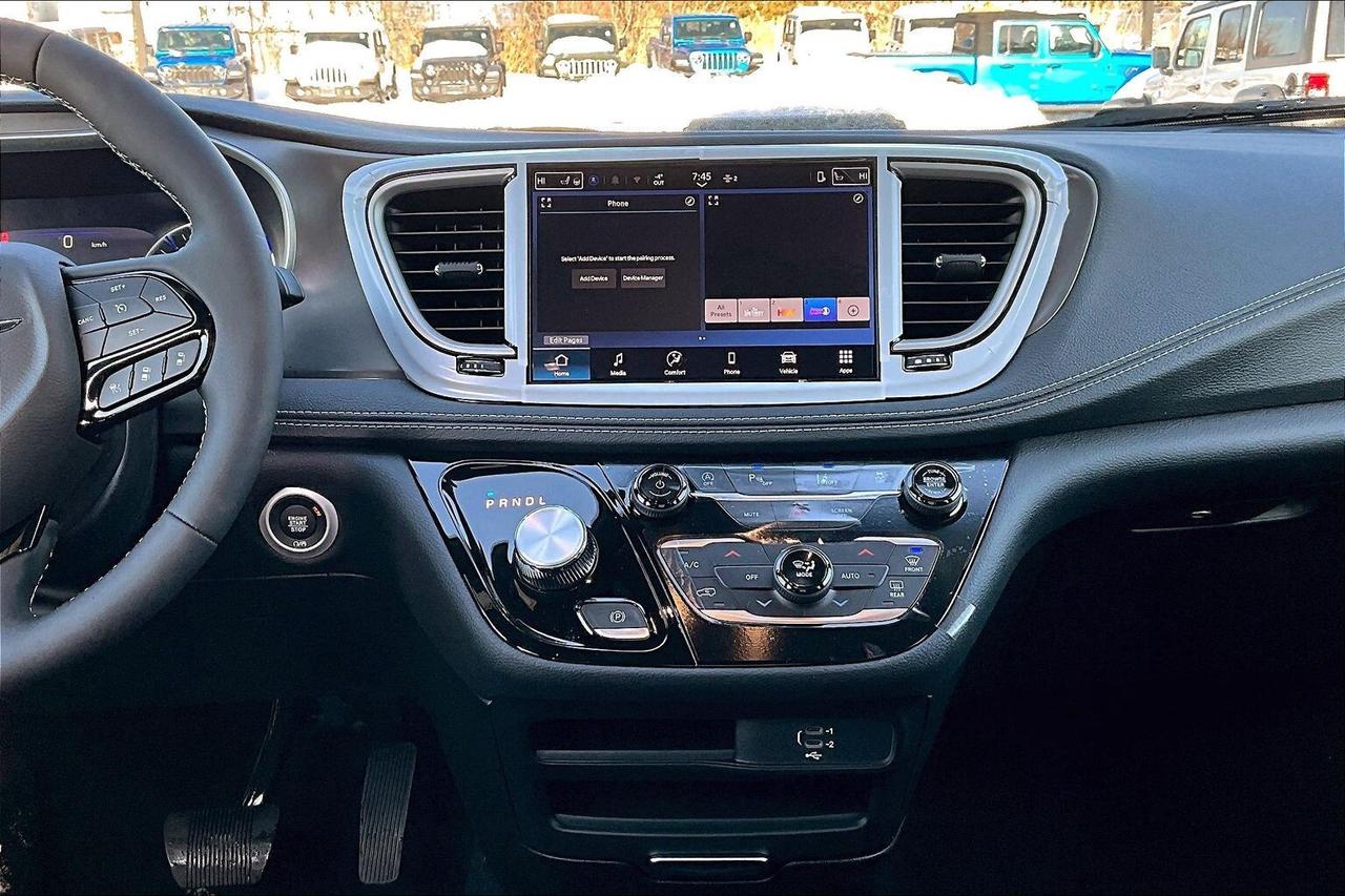 2026 Chrysler Pacifica Select S Appearance | Heated Leatherette | FWD Photo