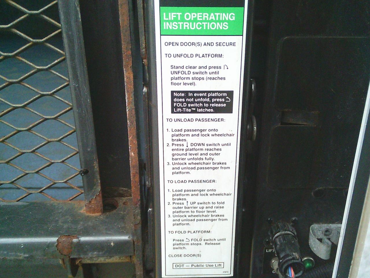 2017 Ford Econoline E-350 Super Duty 158 DRW - Photo #35