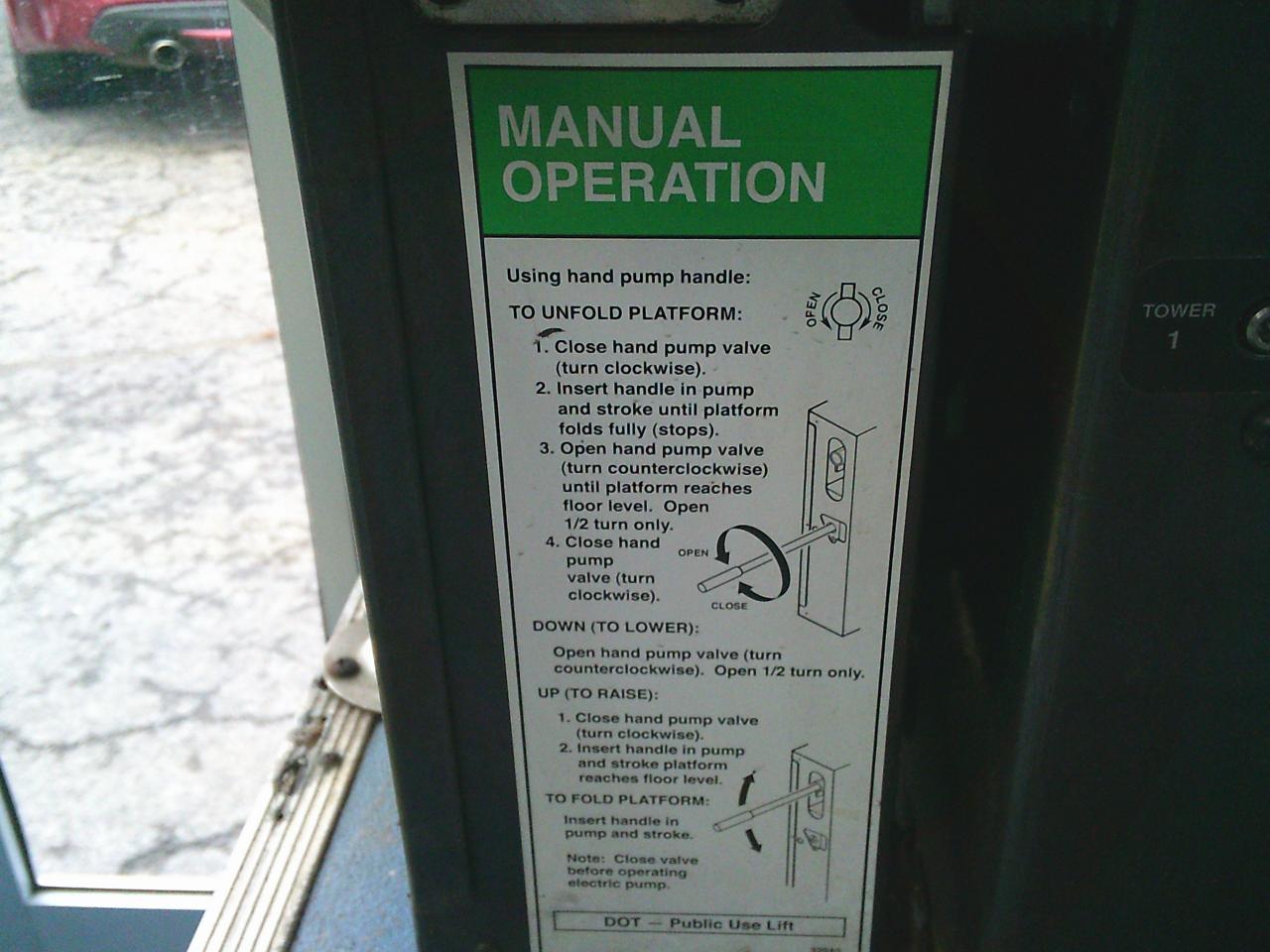 2017 Ford Econoline E-350 Super Duty 158 DRW - Photo #37