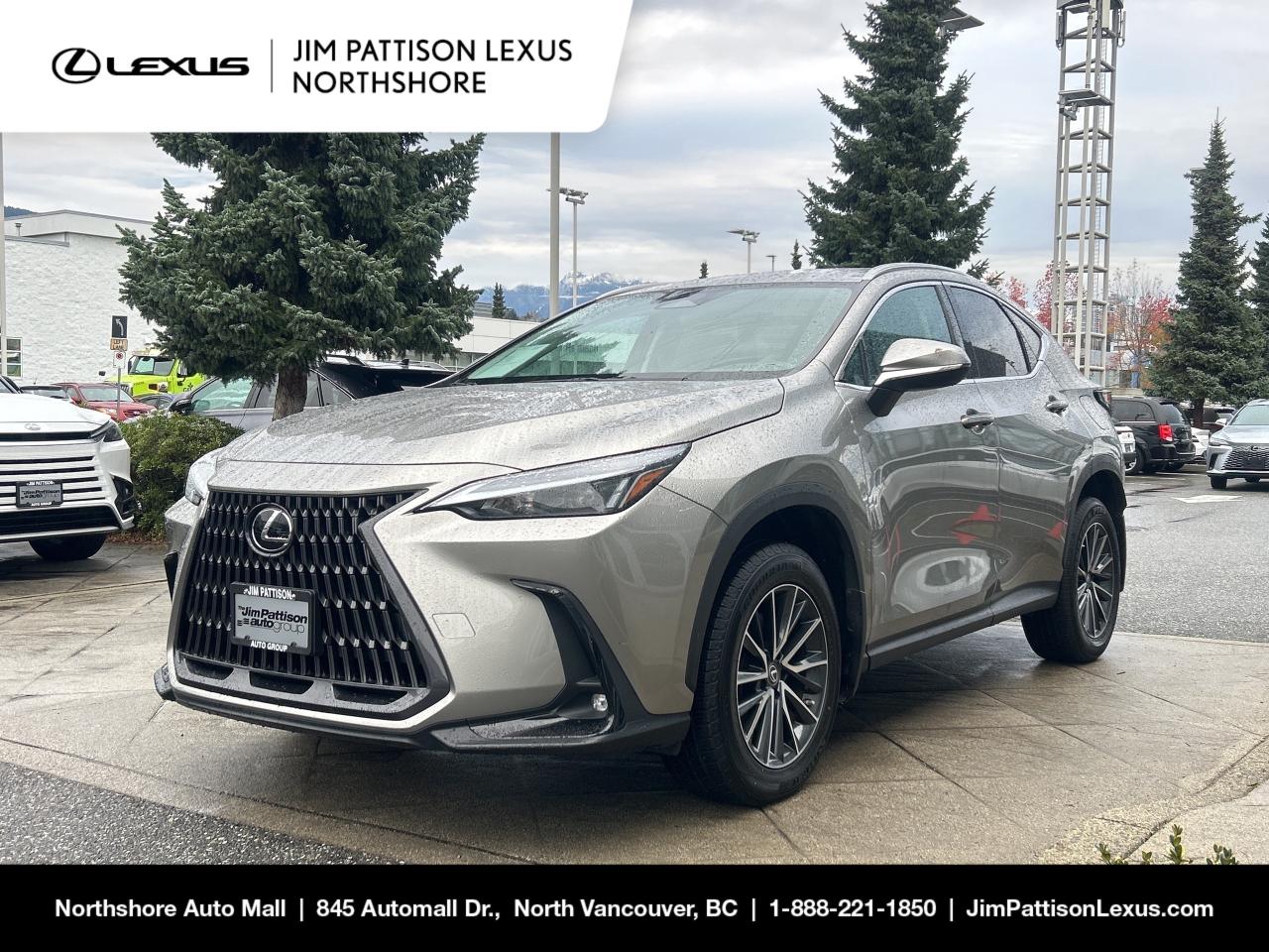 Used 2023 Lexus NX 250 / Signature Package / No Accident / Local Car for sale in North Vancouver, BC