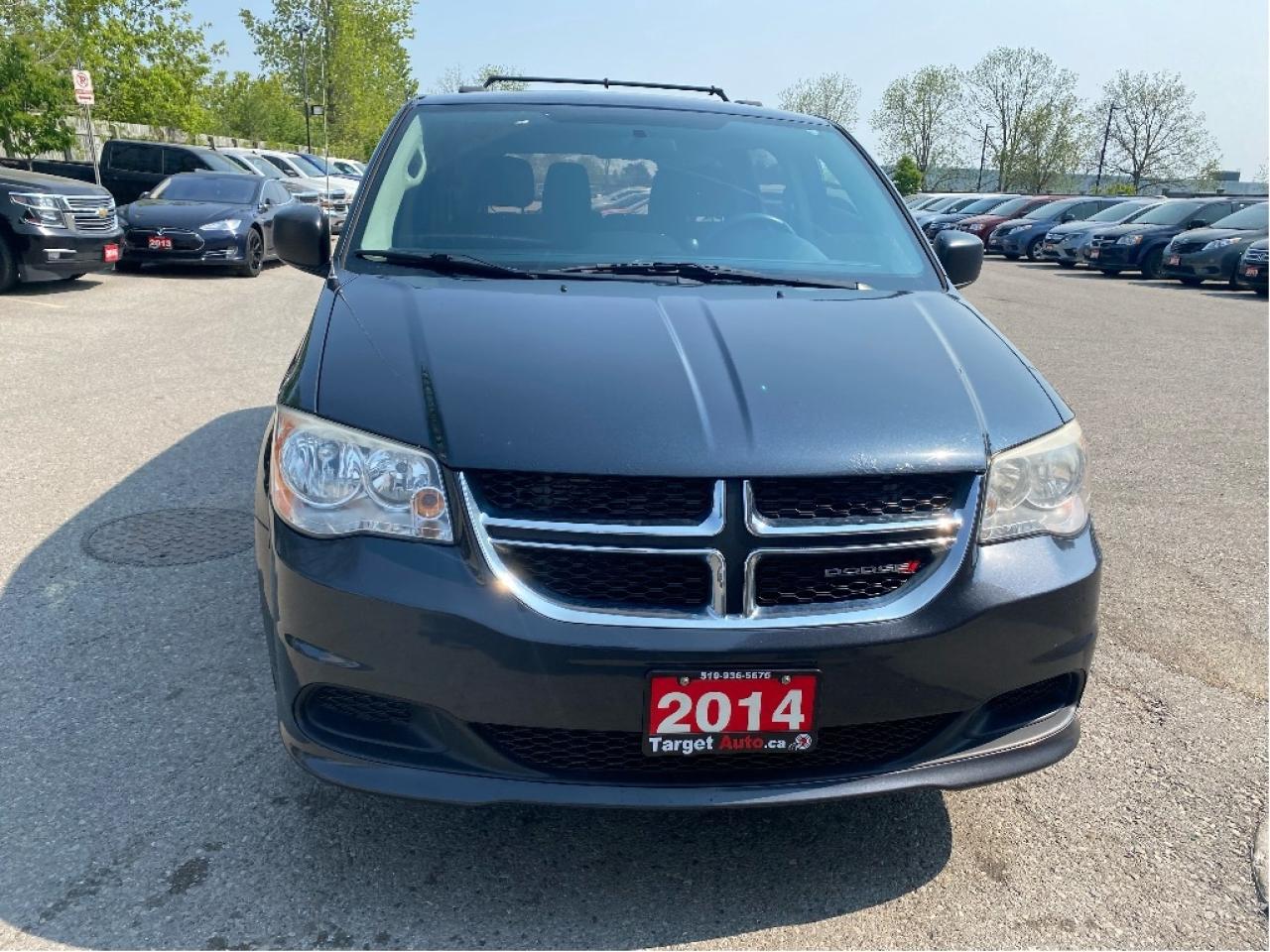 2014 Dodge Grand Caravan SE Photo