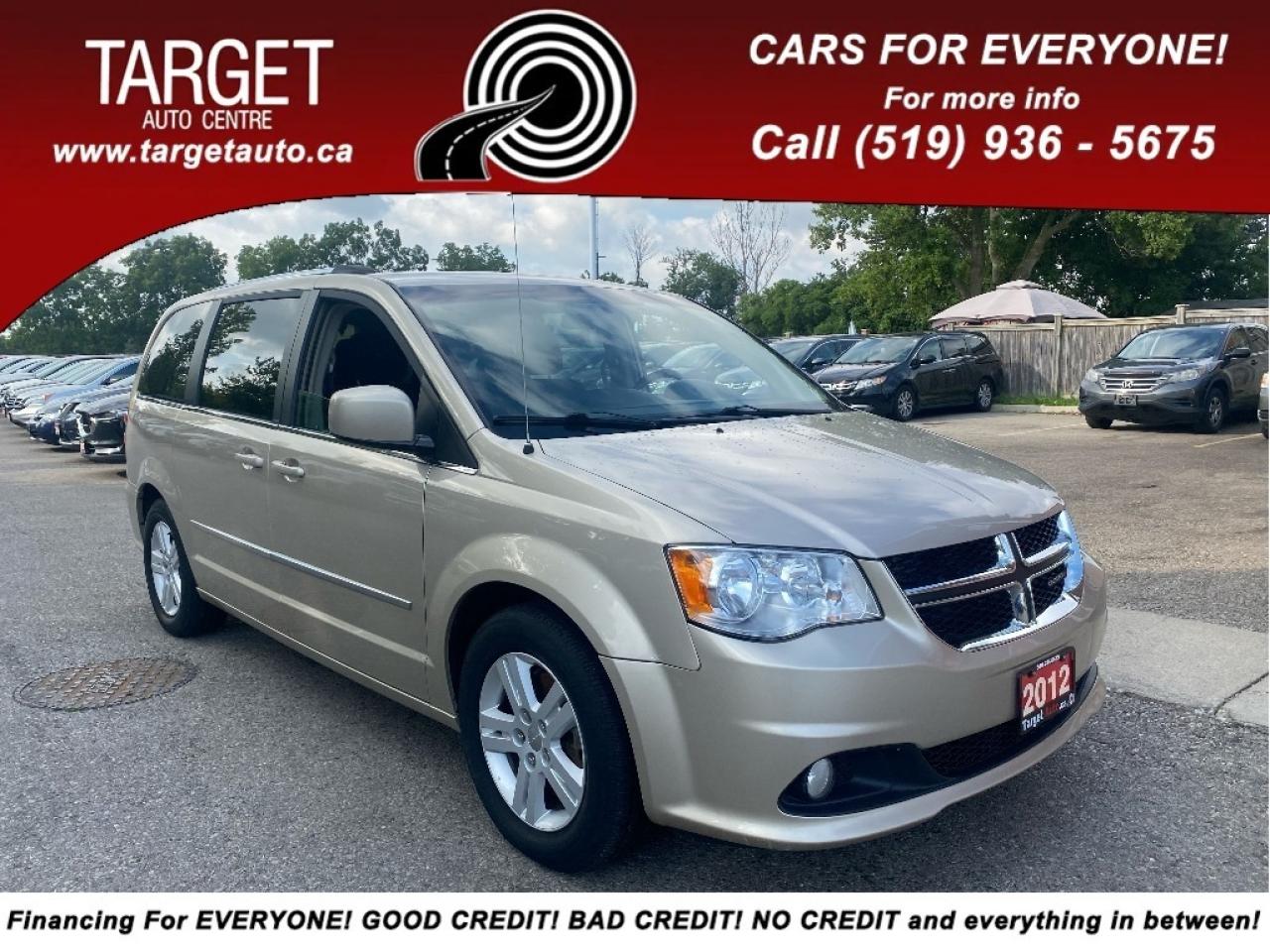 2012 Dodge Grand Caravan Crew Photo0