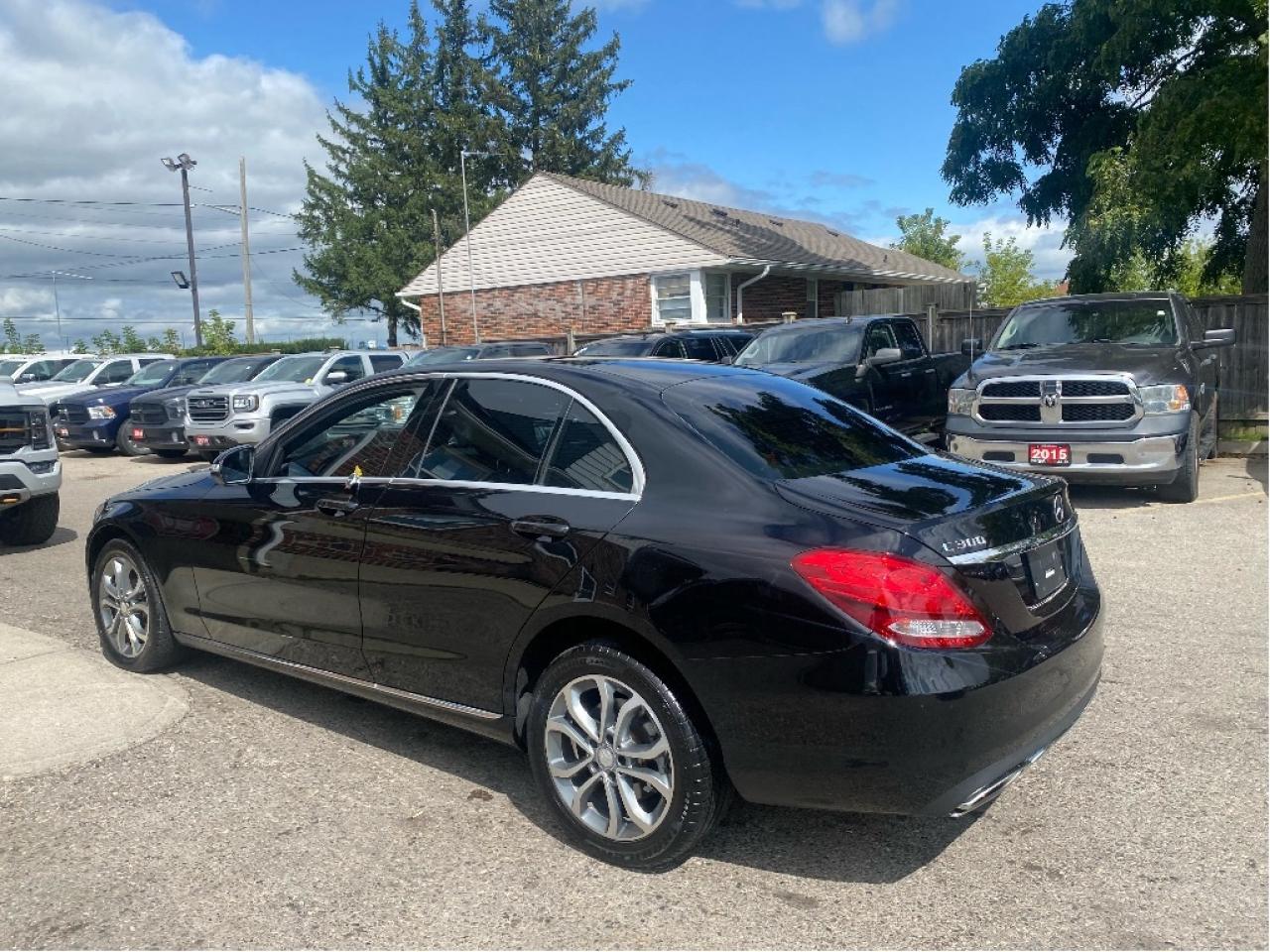 2015 Mercedes-Benz C-Class C 300 Photo
