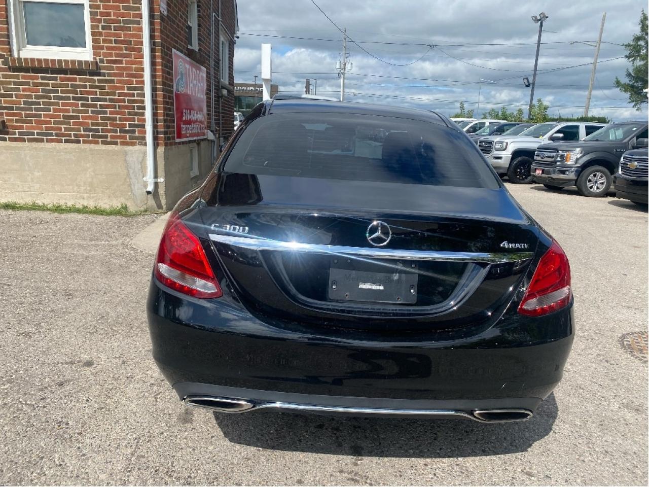 2015 Mercedes-Benz C-Class C 300 Photo